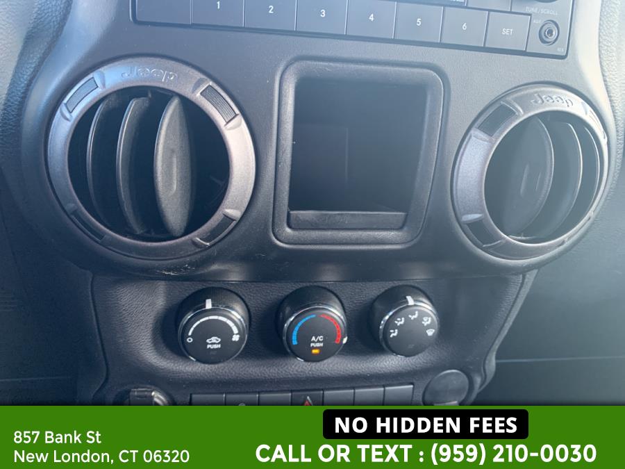 2015 Jeep Wrangler Unlimited 4WD 4dr Willys Wheeler, available for sale in New London, Connecticut | McAvoy Inc dba Town Hill Auto. New London, Connecticut 2015 Jeep Wrangler Unlimited 4WD 4dr Willys Wheeler, available for sale in New London, Connecticut | McAvoy Inc dba Town Hill Auto. New London, Connecticut