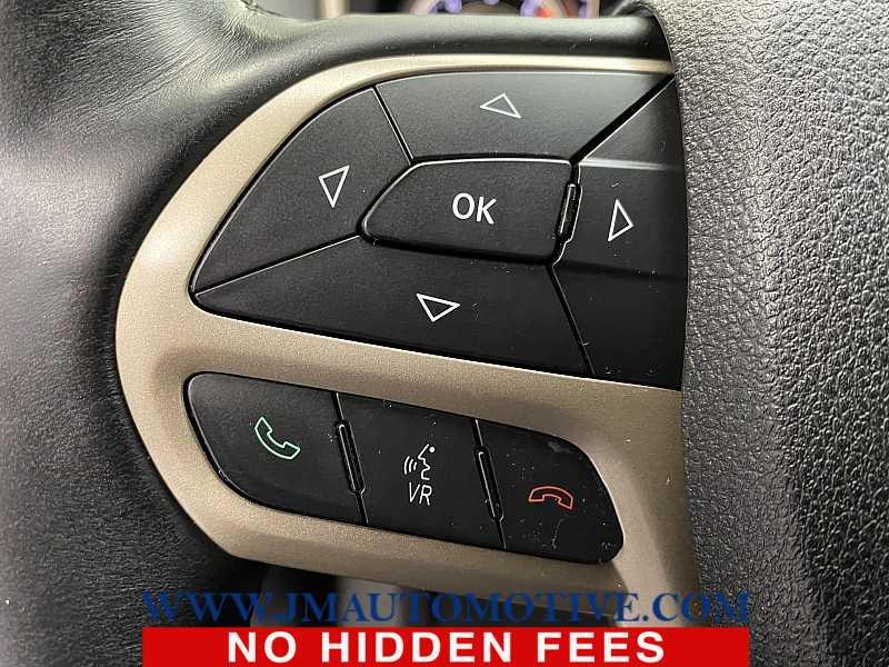 2017 Jeep Cherokee Altitude, available for sale in Naugatuck, Connecticut | J&M Automotive Sls&Svc LLC. Naugatuck, Connecticut 2017 Jeep Cherokee Altitude, available for sale in Naugatuck, Connecticut | J&M Automotive Sls&Svc LLC. Naugatuck, Connecticut