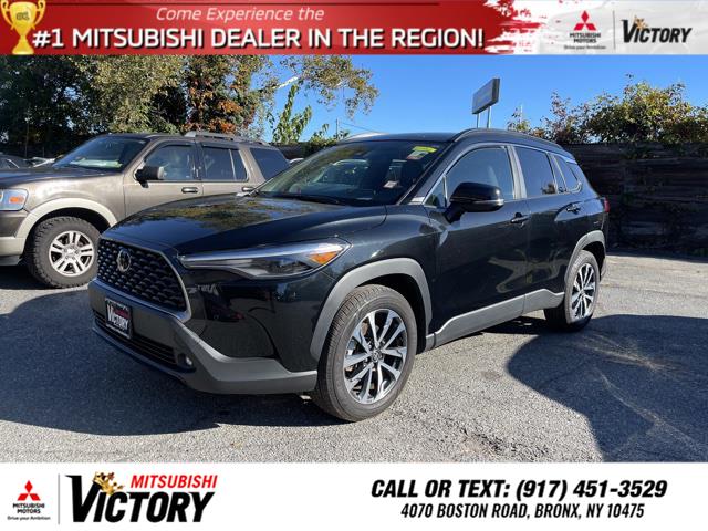 Used 2022 Toyota Corolla Cross in Bronx, New York | Victory Mitsubishi and Pre-Owned Super Center. Bronx, New York
