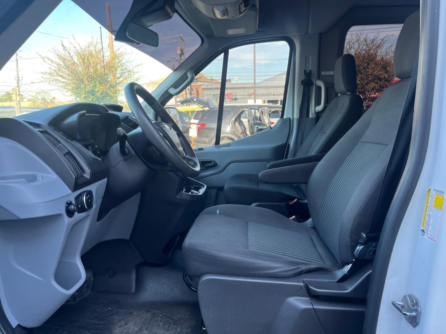 Ford Transit Passenger Wagon 2019 in Rosedale, Valley Stream, Woodmere, Elmont NY Sunrise