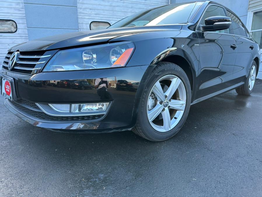 2015 Volkswagen Passat 4dr Sdn 1.8T Auto Limited Edition PZEV, available for sale in Hartford, Connecticut | Lex Autos LLC. Hartford, Connecticut