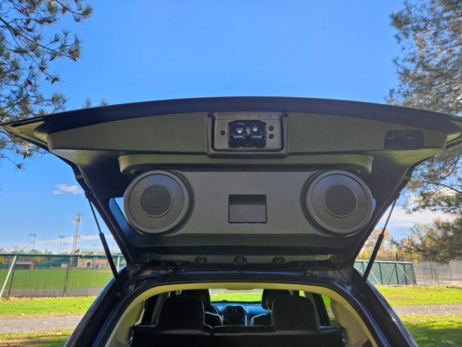 2014 Jeep Compass 4WD 4dr Latitude, available for sale in New Britain, Connecticut | Supreme Automotive. New Britain, Connecticut 2014 Jeep Compass 4WD 4dr Latitude, available for sale in New Britain, Connecticut | Supreme Automotive. New Britain, Connecticut