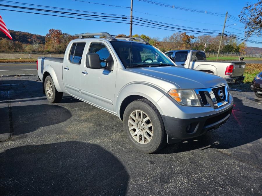 2011 Nissan Frontier 2WD Crew Cab LWB Auto SL, available for sale in Naugatuck, Connecticut | Streamline Motors LLC. Naugatuck, Connecticut