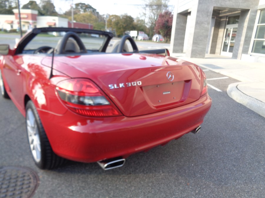 2009 Mercedes-Benz SLK-Class 2dr Roadster 3.0L, available for sale in Massapequa, New York | South Shore Auto Brokers & Sales. Massapequa, New York 2009 Mercedes-Benz SLK-Class 2dr Roadster 3.0L, available for sale in Massapequa, New York | South Shore Auto Brokers & Sales. Massapequa, New York