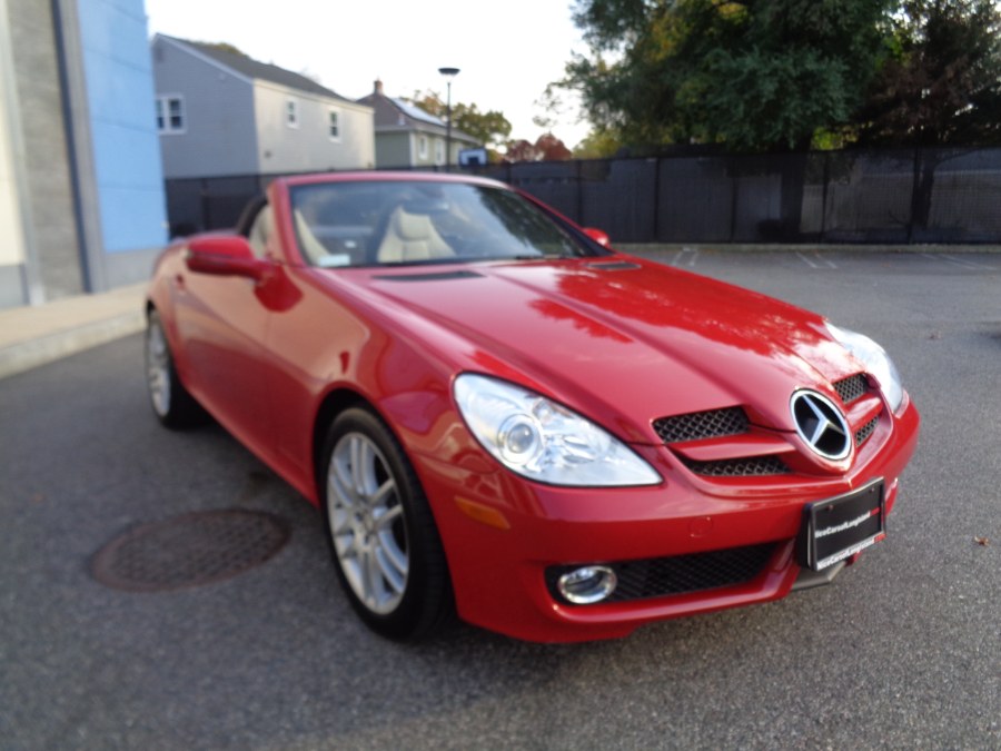 2009 Mercedes-Benz SLK-Class 2dr Roadster 3.0L, available for sale in Massapequa, New York | South Shore Auto Brokers & Sales. Massapequa, New York 2009 Mercedes-Benz SLK-Class 2dr Roadster 3.0L, available for sale in Massapequa, New York | South Shore Auto Brokers & Sales. Massapequa, New York