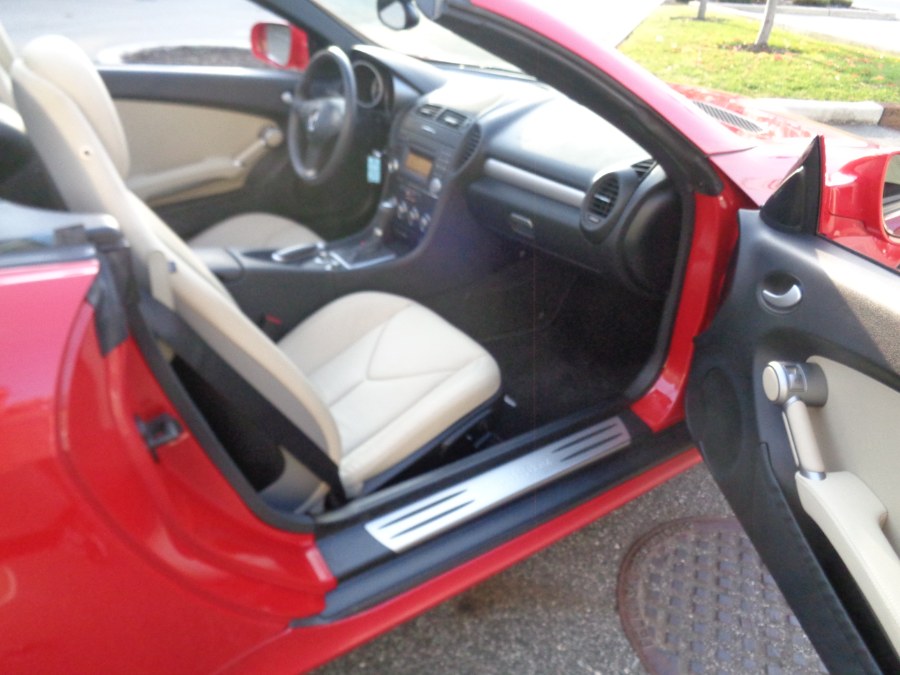 2009 Mercedes-Benz SLK-Class 2dr Roadster 3.0L, available for sale in Massapequa, New York | South Shore Auto Brokers & Sales. Massapequa, New York 2009 Mercedes-Benz SLK-Class 2dr Roadster 3.0L, available for sale in Massapequa, New York | South Shore Auto Brokers & Sales. Massapequa, New York