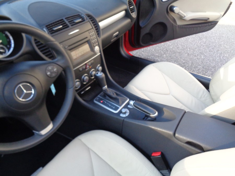 2009 Mercedes-Benz SLK-Class 2dr Roadster 3.0L, available for sale in Massapequa, New York | South Shore Auto Brokers & Sales. Massapequa, New York 2009 Mercedes-Benz SLK-Class 2dr Roadster 3.0L, available for sale in Massapequa, New York | South Shore Auto Brokers & Sales. Massapequa, New York