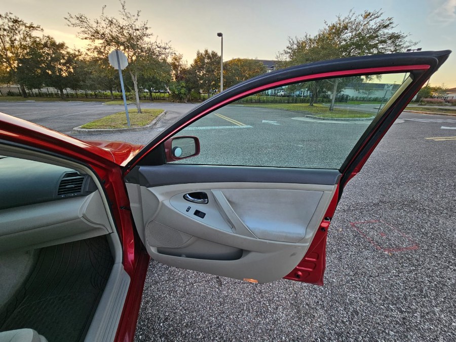 2009 Toyota Camry 4dr Sdn I4 Auto LE (Natl), available for sale in Longwood, Florida | Majestic Autos Inc.. Longwood, Florida 2009 Toyota Camry 4dr Sdn I4 Auto LE (Natl), available for sale in Longwood, Florida | Majestic Autos Inc.. Longwood, Florida