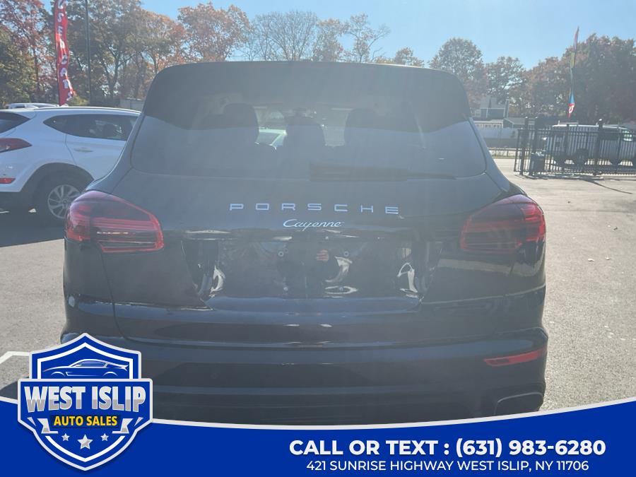 Porsche Cayenne 2016 in West Islip, North Babylon, Babylon, West