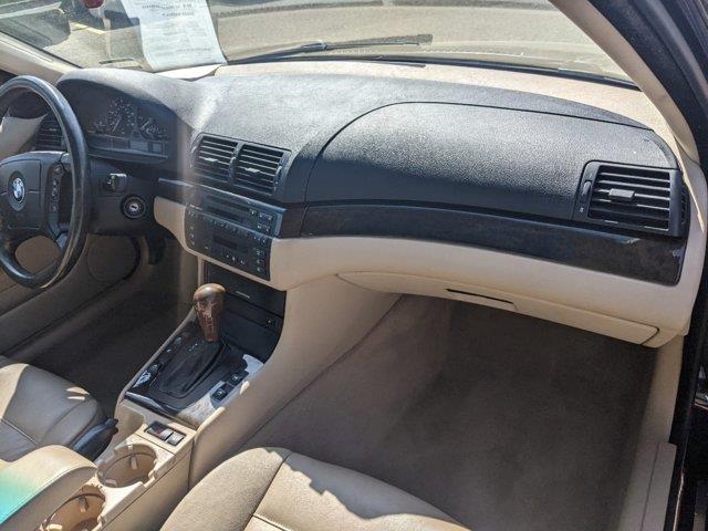 2000 BMW 3 Series 328i 4dr Sdn, available for sale in Clinton, Connecticut | M&M Motors International. Clinton, Connecticut 2000 BMW 3 Series 328i 4dr Sdn, available for sale in Clinton, Connecticut | M&M Motors International. Clinton, Connecticut