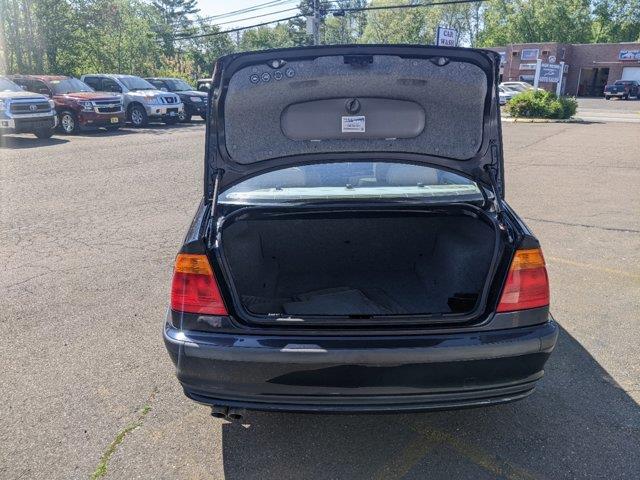 2000 BMW 3 Series 328i 4dr Sdn, available for sale in Clinton, Connecticut | M&M Motors International. Clinton, Connecticut 2000 BMW 3 Series 328i 4dr Sdn, available for sale in Clinton, Connecticut | M&M Motors International. Clinton, Connecticut