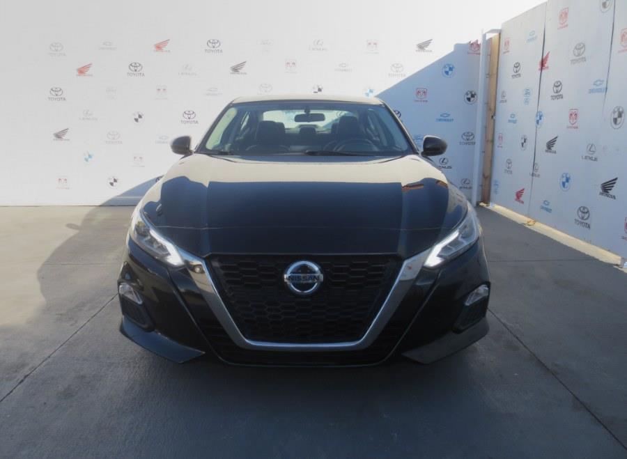 2019 Nissan Altima 2.5 SR Sedan, available for sale in Santa Ana, California | Auto Max Of Santa Ana. Santa Ana, California 2019 Nissan Altima 2.5 SR Sedan, available for sale in Santa Ana, California | Auto Max Of Santa Ana. Santa Ana, California