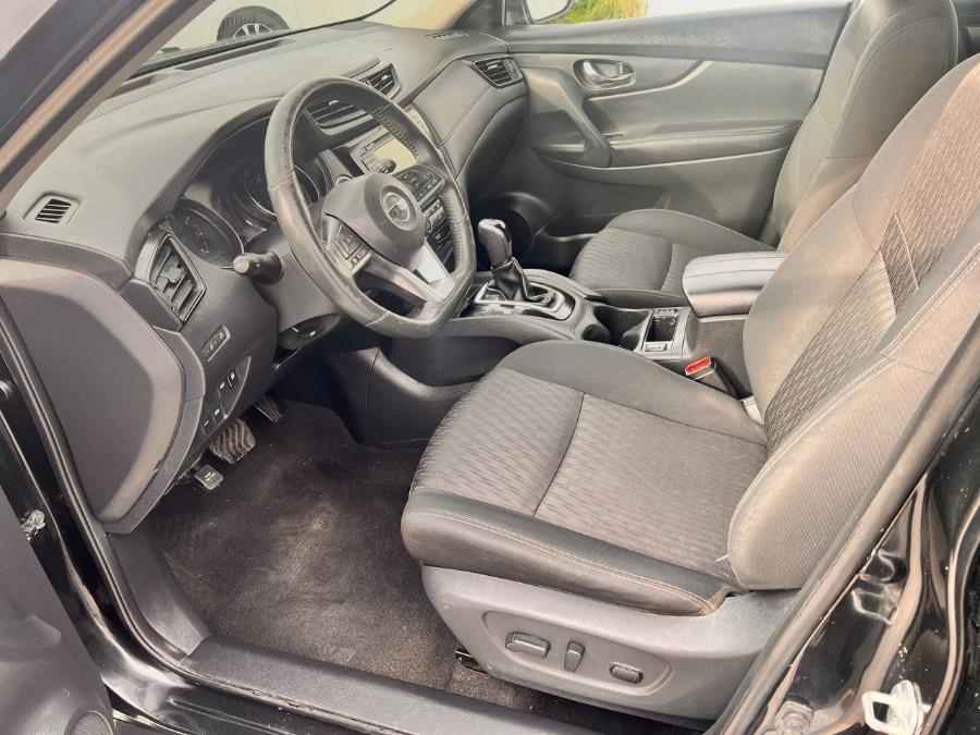 2018 Nissan Rogue FWD SV, available for sale in Santa Ana, California | Auto Max Of Santa Ana. Santa Ana, California 2018 Nissan Rogue FWD SV, available for sale in Santa Ana, California | Auto Max Of Santa Ana. Santa Ana, California