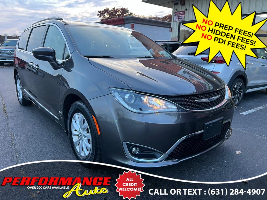 2017 Chrysler Pacifica Touring-L FWD, available for sale in Bohemia, New York | Performance Auto Inc. Bohemia, New York