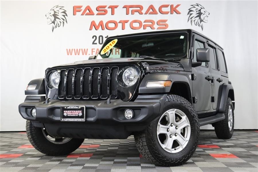 Used 2018 Jeep Wrangler Unlimited in Paterson, New Jersey | Fast Track Motors. Paterson, New Jersey