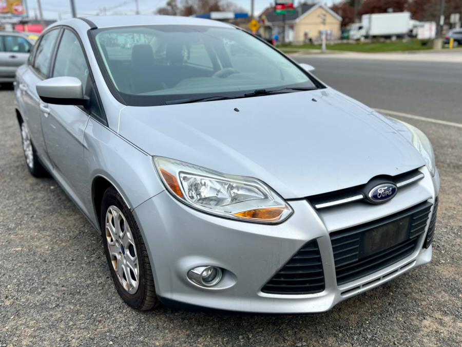 2012 Ford Focus 4dr Sdn SE, available for sale in Wallingford, Connecticut | Wallingford Auto Center LLC. Wallingford, Connecticut