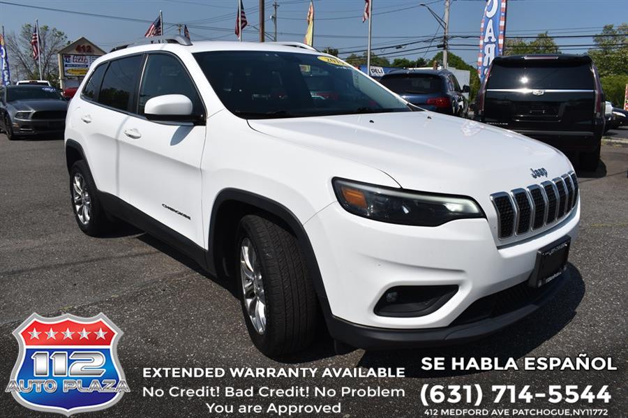 2019 Jeep Cherokee LATITUDE PLUS, available for sale in Patchogue, New York | 112 Auto Plaza. Patchogue, New York