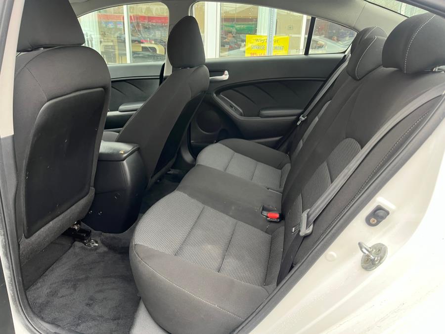 2017 Kia Forte LX. CLEAN CARFAX!, available for sale in Rosedale, New York | Sunrise Auto Sales. Rosedale, New York 2017 Kia Forte LX. CLEAN CARFAX!, available for sale in Rosedale, New York | Sunrise Auto Sales. Rosedale, New York
