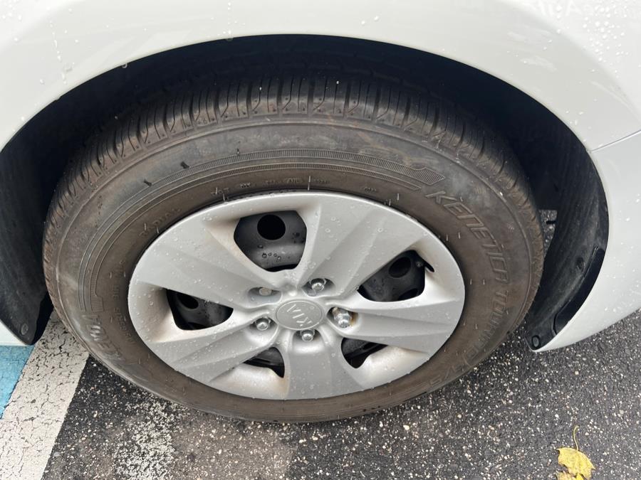 2017 Kia Forte LX. CLEAN CARFAX!, available for sale in Rosedale, New York | Sunrise Auto Sales. Rosedale, New York 2017 Kia Forte LX. CLEAN CARFAX!, available for sale in Rosedale, New York | Sunrise Auto Sales. Rosedale, New York