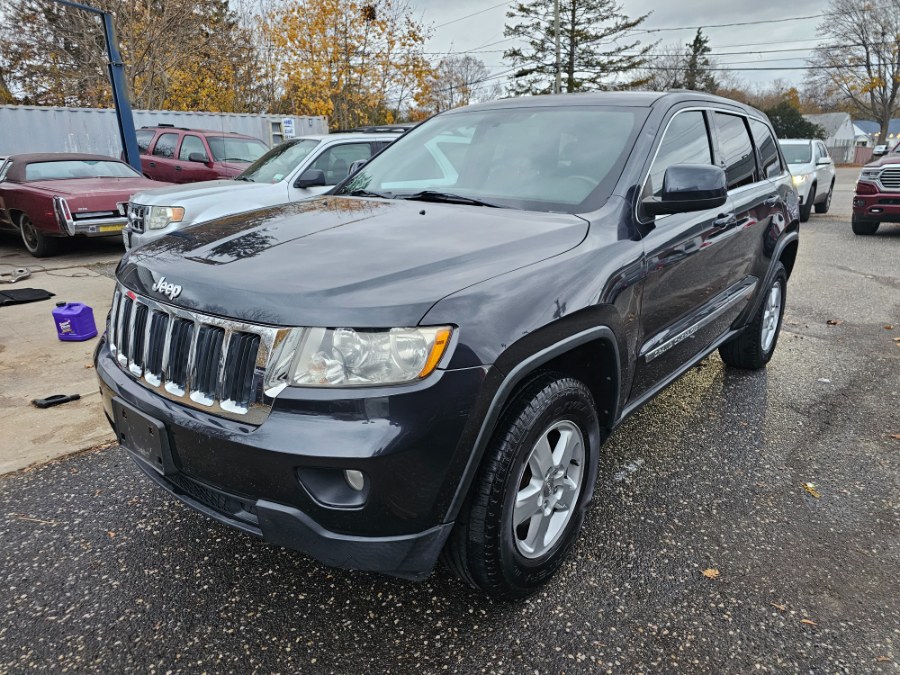 2012 Jeep Grand Cherokee 4WD 4dr Laredo, available for sale in Patchogue, New York | Romaxx Truxx. Patchogue, New York