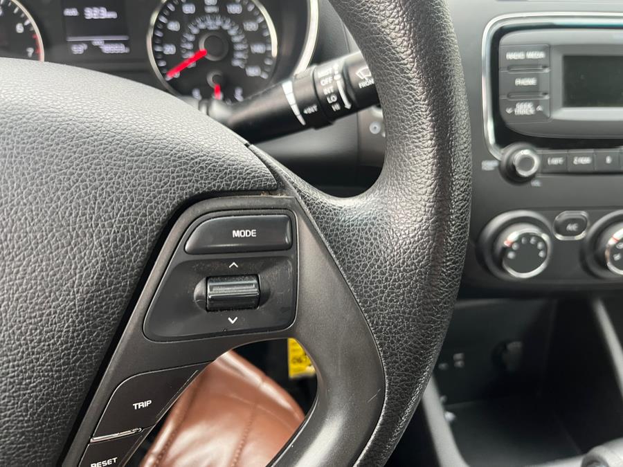 2017 Kia Forte LX. CLEAN CARFAX!, available for sale in Elmont, New York | Sunrise of Elmont. Elmont, New York 2017 Kia Forte LX. CLEAN CARFAX!, available for sale in Elmont, New York | Sunrise of Elmont. Elmont, New York