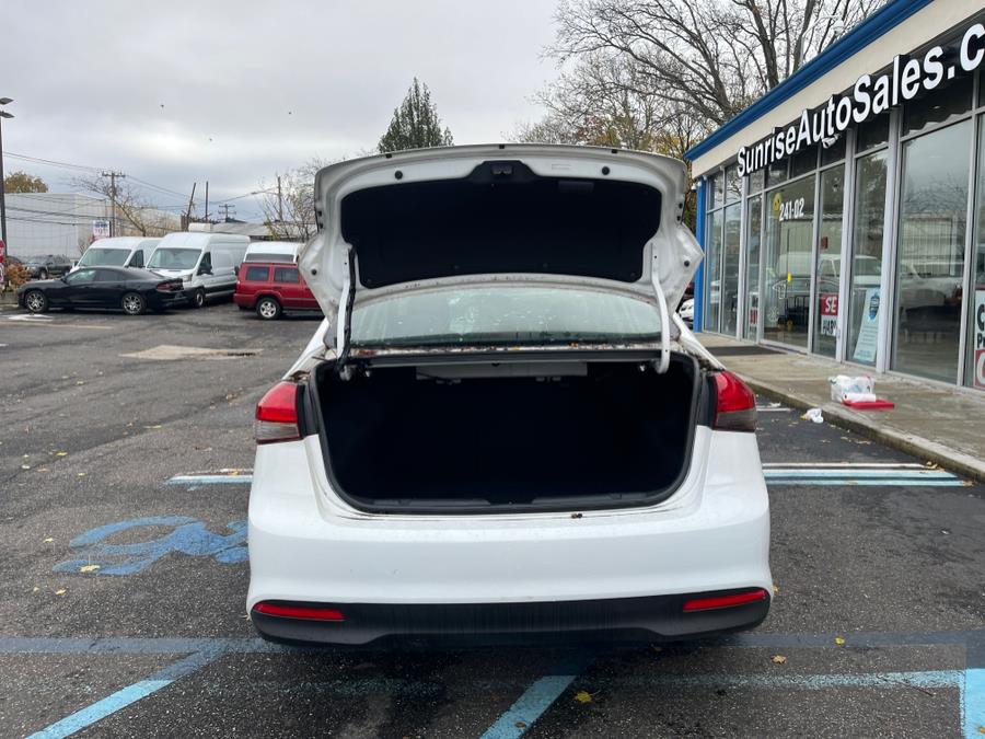 2017 Kia Forte LX. CLEAN CARFAX!, available for sale in Elmont, New York | Sunrise of Elmont. Elmont, New York 2017 Kia Forte LX. CLEAN CARFAX!, available for sale in Elmont, New York | Sunrise of Elmont. Elmont, New York