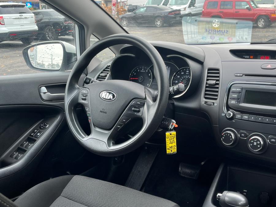 2017 Kia Forte LX. CLEAN CARFAX!, available for sale in Elmont, New York | Sunrise of Elmont. Elmont, New York 2017 Kia Forte LX. CLEAN CARFAX!, available for sale in Elmont, New York | Sunrise of Elmont. Elmont, New York
