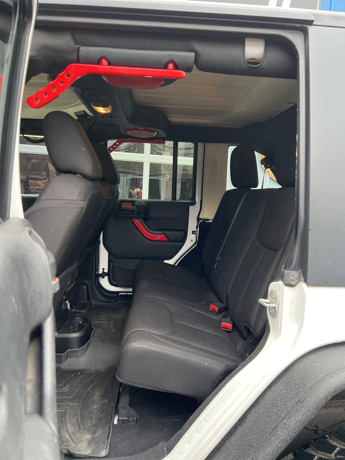 2013 Jeep Wrangler Unlimited 4WD 4dr Sport, available for sale in Branford, Connecticut | Al Mac Motors 2. Branford, Connecticut 2013 Jeep Wrangler Unlimited 4WD 4dr Sport, available for sale in Branford, Connecticut | Al Mac Motors 2. Branford, Connecticut