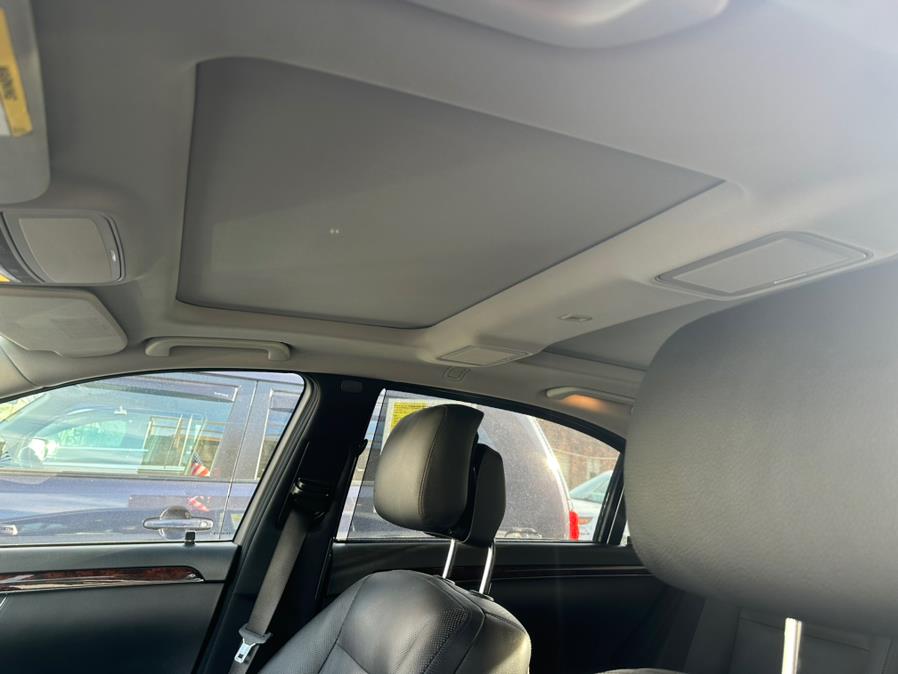 2012 Mercedes-Benz S-Class 4dr Sdn S550 4MATIC, available for sale in Jersey City, New Jersey | Car Valley Group. Jersey City, New Jersey 2012 Mercedes-Benz S-Class 4dr Sdn S550 4MATIC, available for sale in Jersey City, New Jersey | Car Valley Group. Jersey City, New Jersey