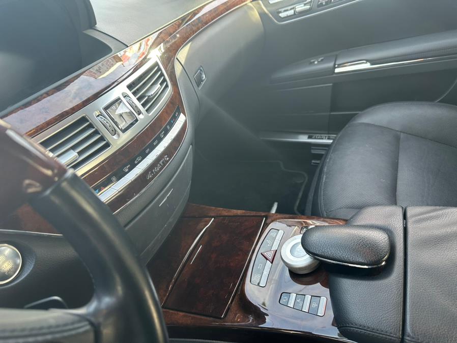 2012 Mercedes-Benz S-Class 4dr Sdn S550 4MATIC, available for sale in Jersey City, New Jersey | Car Valley Group. Jersey City, New Jersey 2012 Mercedes-Benz S-Class 4dr Sdn S550 4MATIC, available for sale in Jersey City, New Jersey | Car Valley Group. Jersey City, New Jersey