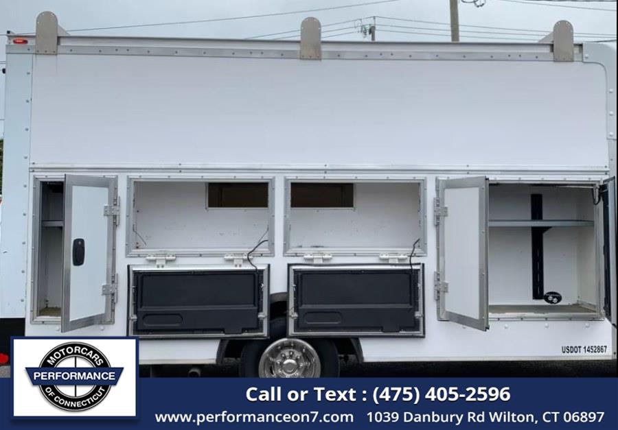 2014 Ford Econoline Commercial Cutaway E-450 Super Duty 158" DRW, available for sale in Wilton, Connecticut | Performance Motor Cars Of Connecticut LLC. Wilton, Connecticut 2014 Ford Econoline Commercial Cutaway E-450 Super Duty 158" DRW, available for sale in Wilton, Connecticut | Performance Motor Cars Of Connecticut LLC. Wilton, Connecticut