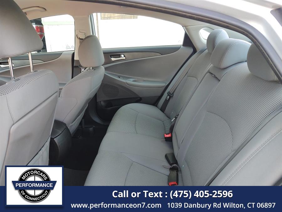 2014 Hyundai Sonata 4dr Sdn 2.4L Auto GLS, available for sale in Wilton, Connecticut | Performance Motor Cars Of Connecticut LLC. Wilton, Connecticut 2014 Hyundai Sonata 4dr Sdn 2.4L Auto GLS, available for sale in Wilton, Connecticut | Performance Motor Cars Of Connecticut LLC. Wilton, Connecticut