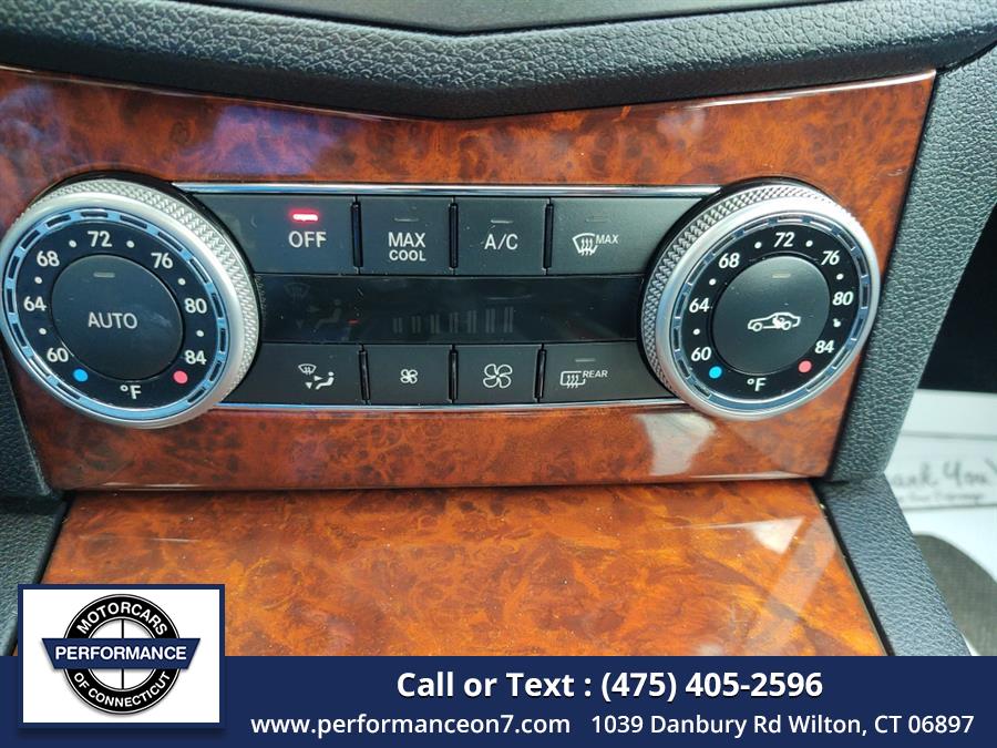 2010 Mercedes-Benz C-Class 4dr Sdn C300 Luxury 4MATIC, available for sale in Wilton, Connecticut | Performance Motor Cars Of Connecticut LLC. Wilton, Connecticut 2010 Mercedes-Benz C-Class 4dr Sdn C300 Luxury 4MATIC, available for sale in Wilton, Connecticut | Performance Motor Cars Of Connecticut LLC. Wilton, Connecticut