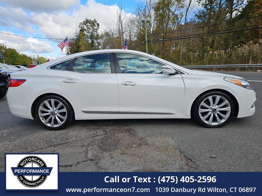 2013 Hyundai Azera 4dr Sdn, available for sale in Wilton, Connecticut | Performance Motor Cars Of Connecticut LLC. Wilton, Connecticut 2013 Hyundai Azera 4dr Sdn, available for sale in Wilton, Connecticut | Performance Motor Cars Of Connecticut LLC. Wilton, Connecticut