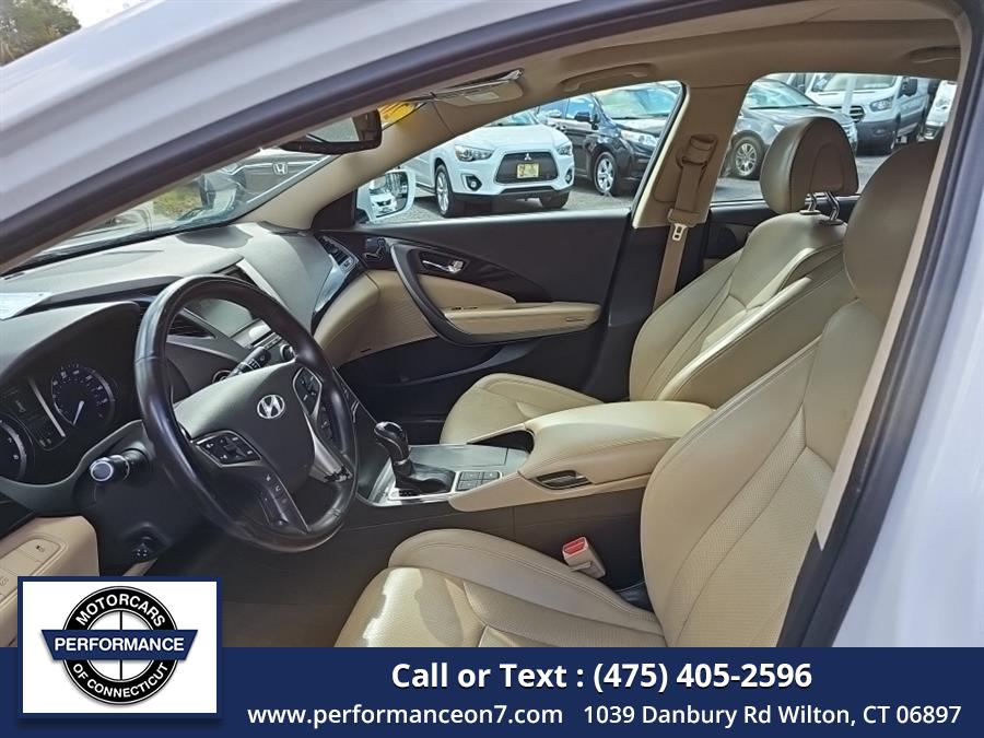 2013 Hyundai Azera 4dr Sdn, available for sale in Wilton, Connecticut | Performance Motor Cars Of Connecticut LLC. Wilton, Connecticut 2013 Hyundai Azera 4dr Sdn, available for sale in Wilton, Connecticut | Performance Motor Cars Of Connecticut LLC. Wilton, Connecticut