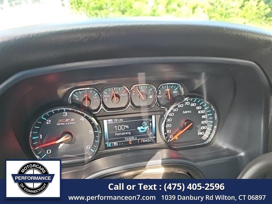 2017 Chevrolet Silverado 1500 4WD Crew Cab 143.5" LT w/1LT, available for sale in Wilton, Connecticut | Performance Motor Cars Of Connecticut LLC. Wilton, Connecticut 2017 Chevrolet Silverado 1500 4WD Crew Cab 143.5" LT w/1LT, available for sale in Wilton, Connecticut | Performance Motor Cars Of Connecticut LLC. Wilton, Connecticut