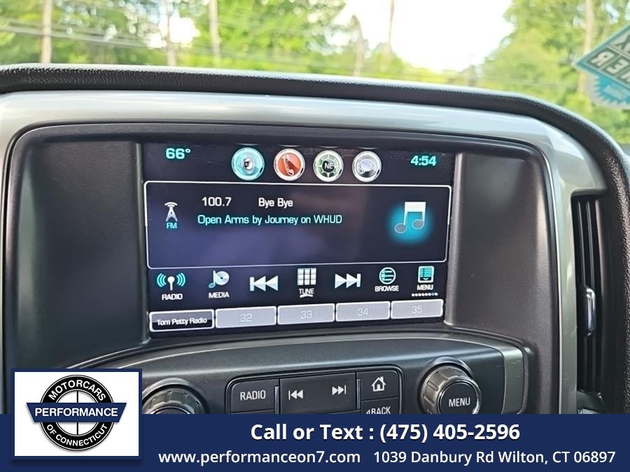 2017 Chevrolet Silverado 1500 4WD Crew Cab 143.5" LT w/1LT, available for sale in Wilton, Connecticut | Performance Motor Cars Of Connecticut LLC. Wilton, Connecticut 2017 Chevrolet Silverado 1500 4WD Crew Cab 143.5" LT w/1LT, available for sale in Wilton, Connecticut | Performance Motor Cars Of Connecticut LLC. Wilton, Connecticut