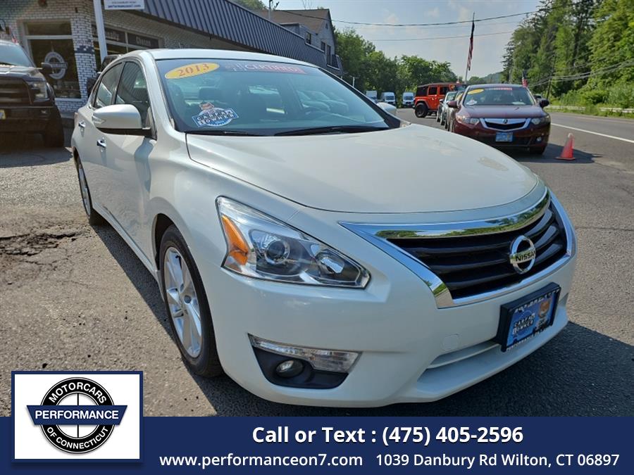 Used Nissan Altima 4dr Sdn I4 2.5 S 2013 | Performance Motor Cars Of Connecticut LLC. Wilton, Connecticut