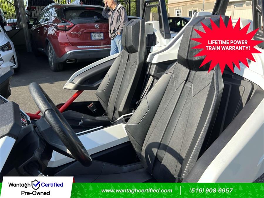 2016 Polaris Slingshot SL, available for sale in Wantagh, New York | Wantagh Certified. Wantagh, New York 2016 Polaris Slingshot SL, available for sale in Wantagh, New York | Wantagh Certified. Wantagh, New York