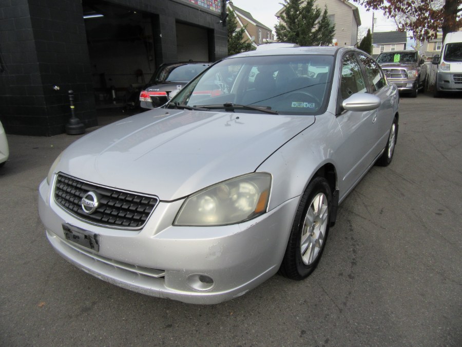2006 Nissan Altima 4dr Sdn I4 Auto 2.5 S, available for sale in Little Ferry, New Jersey | Royalty Auto Sales. Little Ferry, New Jersey