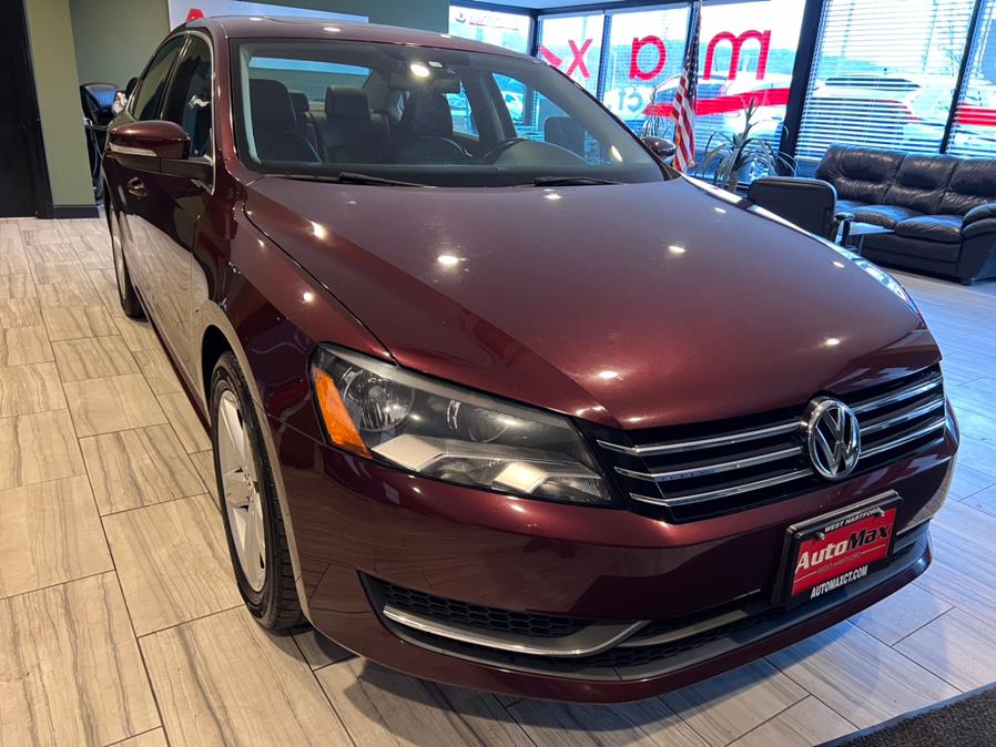 2013 Volkswagen Passat 4dr Sdn 2.5L Auto SE w/Sunroof PZEV, available for sale in West Hartford, Connecticut | AutoMax. West Hartford, Connecticut 2013 Volkswagen Passat 4dr Sdn 2.5L Auto SE w/Sunroof PZEV, available for sale in West Hartford, Connecticut | AutoMax. West Hartford, Connecticut