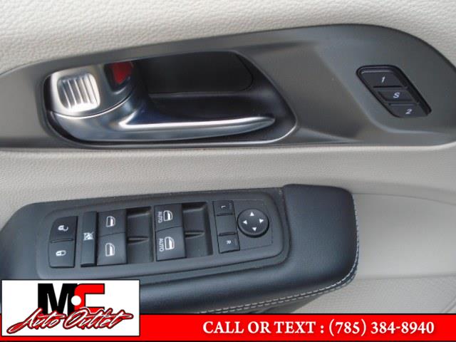 2022 Chrysler Pacifica Touring L FWD, available for sale in Colby, Kansas | M C Auto Outlet Inc. Colby, Kansas 2022 Chrysler Pacifica Touring L FWD, available for sale in Colby, Kansas | M C Auto Outlet Inc. Colby, Kansas