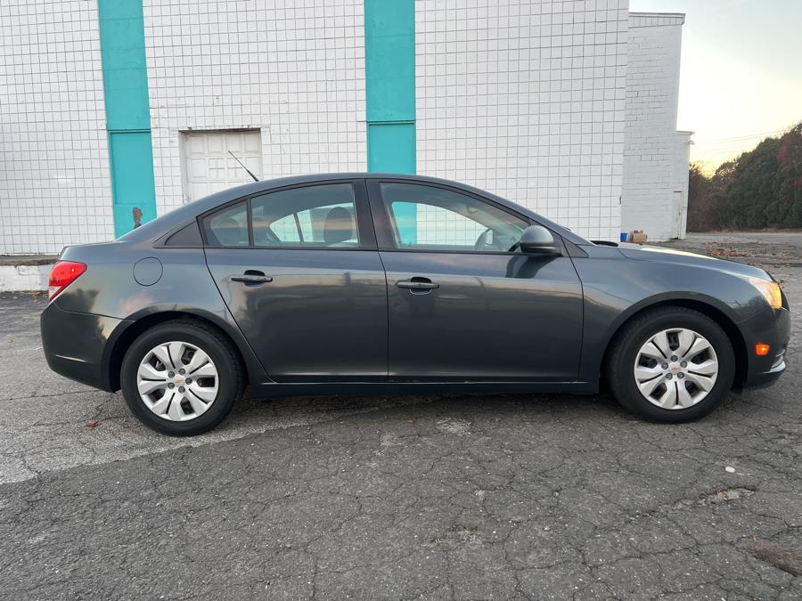 2013 Chevrolet Cruze 4dr Sdn Man LS, available for sale in Milford, Connecticut | Dealertown Auto Wholesalers. Milford, Connecticut