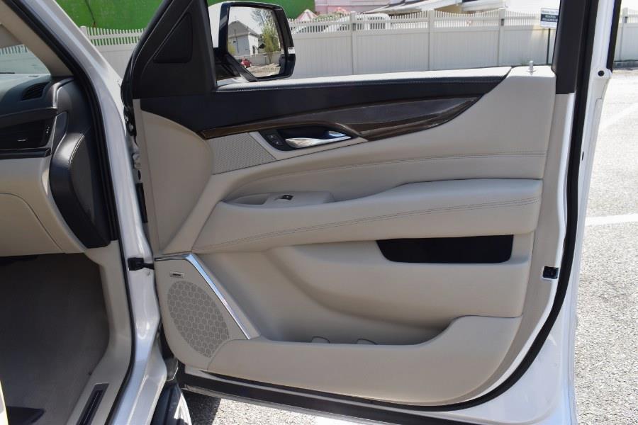2019 Cadillac Escalade 4WD 4dr Luxury, available for sale in Little Ferry , New Jersey | Milan Motors. Little Ferry , New Jersey 2019 Cadillac Escalade 4WD 4dr Luxury, available for sale in Little Ferry , New Jersey | Milan Motors. Little Ferry , New Jersey