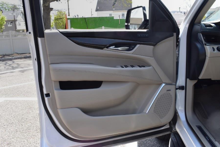 2019 Cadillac Escalade 4WD 4dr Luxury, available for sale in Little Ferry , New Jersey | Milan Motors. Little Ferry , New Jersey 2019 Cadillac Escalade 4WD 4dr Luxury, available for sale in Little Ferry , New Jersey | Milan Motors. Little Ferry , New Jersey