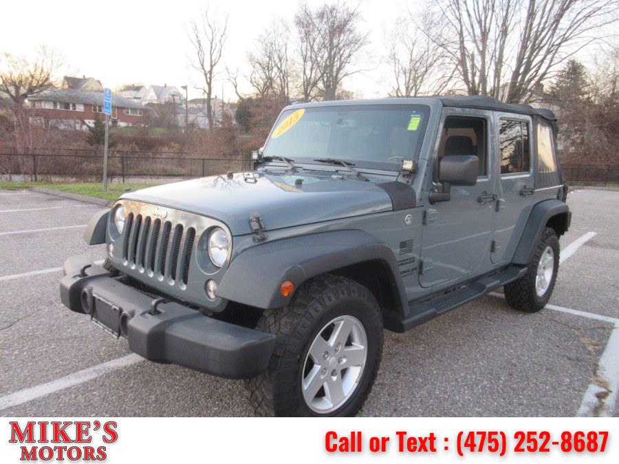 2015 Jeep Wrangler Unlimited 4WD 4dr Sport, available for sale in Stratford, Connecticut | Mike's Motors LLC. Stratford, Connecticut