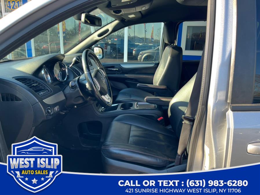 Dodge Grand Caravan 2019 in West Islip, North Babylon, Babylon, West