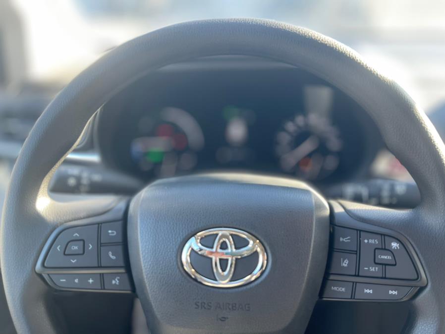 2023 Toyota Sienna LE FWD 8-Passenger (Natl), available for sale in BROOKLYN, New York | Deals on Wheels International Auto. BROOKLYN, New York 2023 Toyota Sienna LE FWD 8-Passenger (Natl), available for sale in BROOKLYN, New York | Deals on Wheels International Auto. BROOKLYN, New York