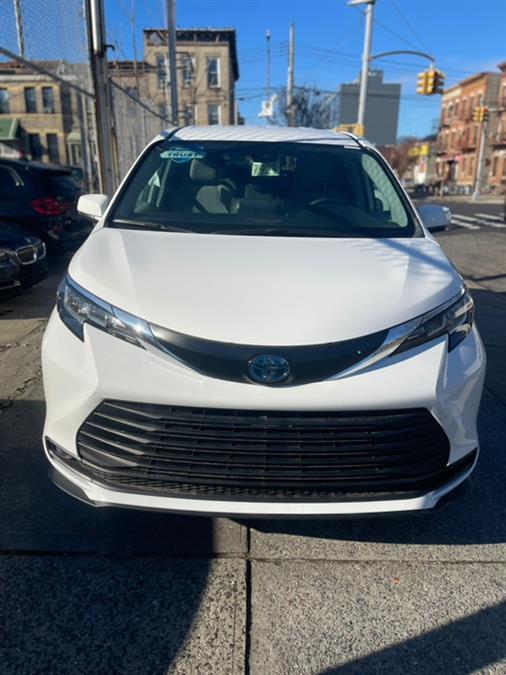 2023 Toyota Sienna LE FWD 8-Passenger (Natl), available for sale in BROOKLYN, New York | Deals on Wheels International Auto. BROOKLYN, New York 2023 Toyota Sienna LE FWD 8-Passenger (Natl), available for sale in BROOKLYN, New York | Deals on Wheels International Auto. BROOKLYN, New York