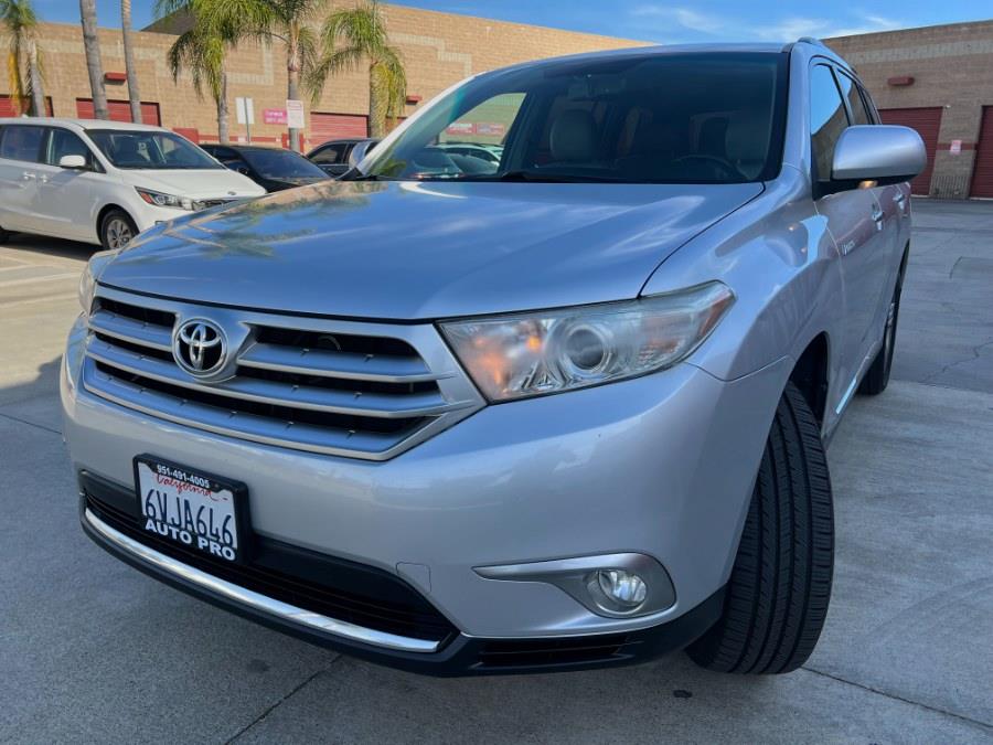 2012 Toyota Highlander FWD 4dr V6  Limited (Natl), available for sale in Temecula, California | Auto Pro. Temecula, California